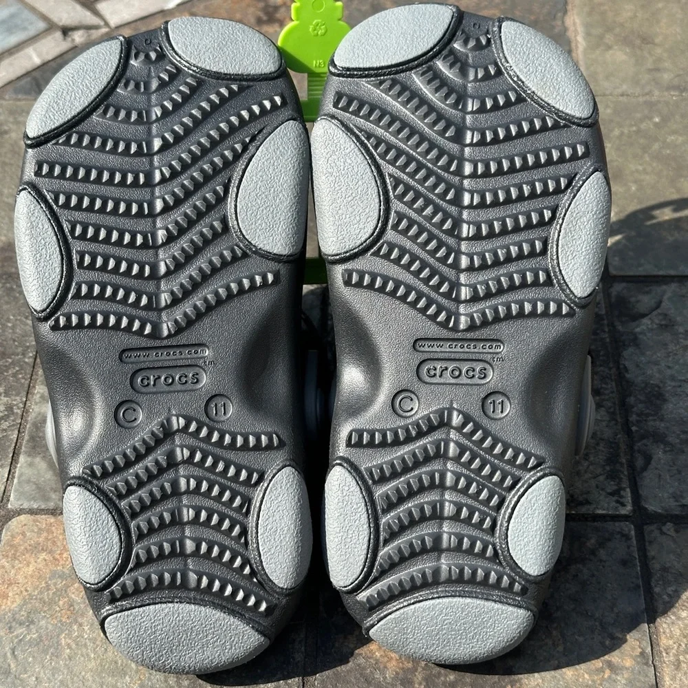 CROCS Black Sandals Classic Style with Perforated Design NEW